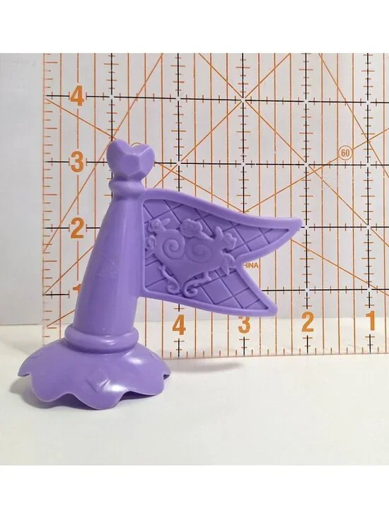 Little People Princess Garden Tea Party Plastic Purple Replacement Flag - Picture 5 of 5